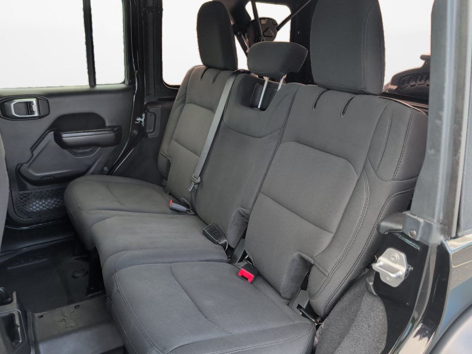 Used 2020 Jeep Wrangler Unlimited Sport AWD/4WD image 15