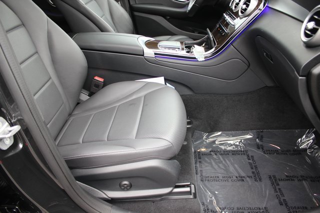 Used 2021 Mercedes-Benz GLC 300 4MATIC image 41