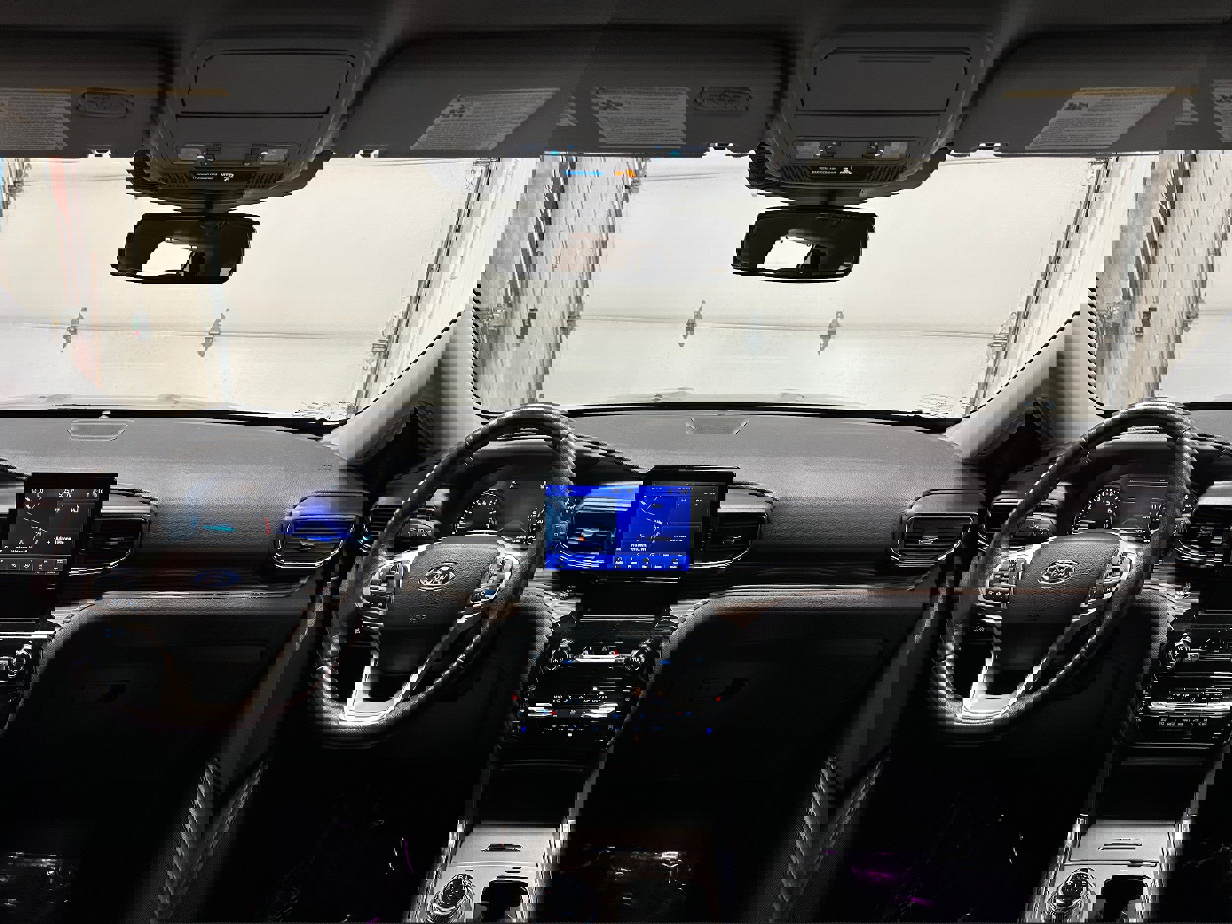 Certified 2023 Ford Explorer Limited w/ Equipment Group 301A image 2