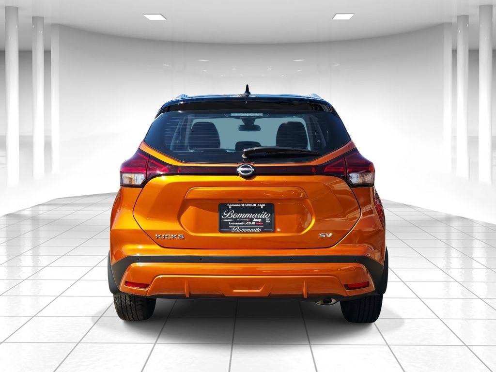 Used 2024 Nissan Kicks SV image 4