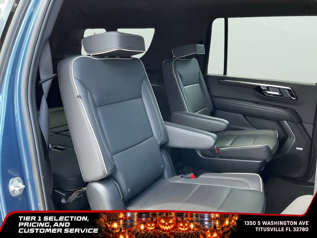 Used 2025 Chevrolet Suburban Premier RWD image 20