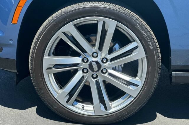 Certified 2026 Cadillac Escalade Platinum Sport AWD/4WD image 26