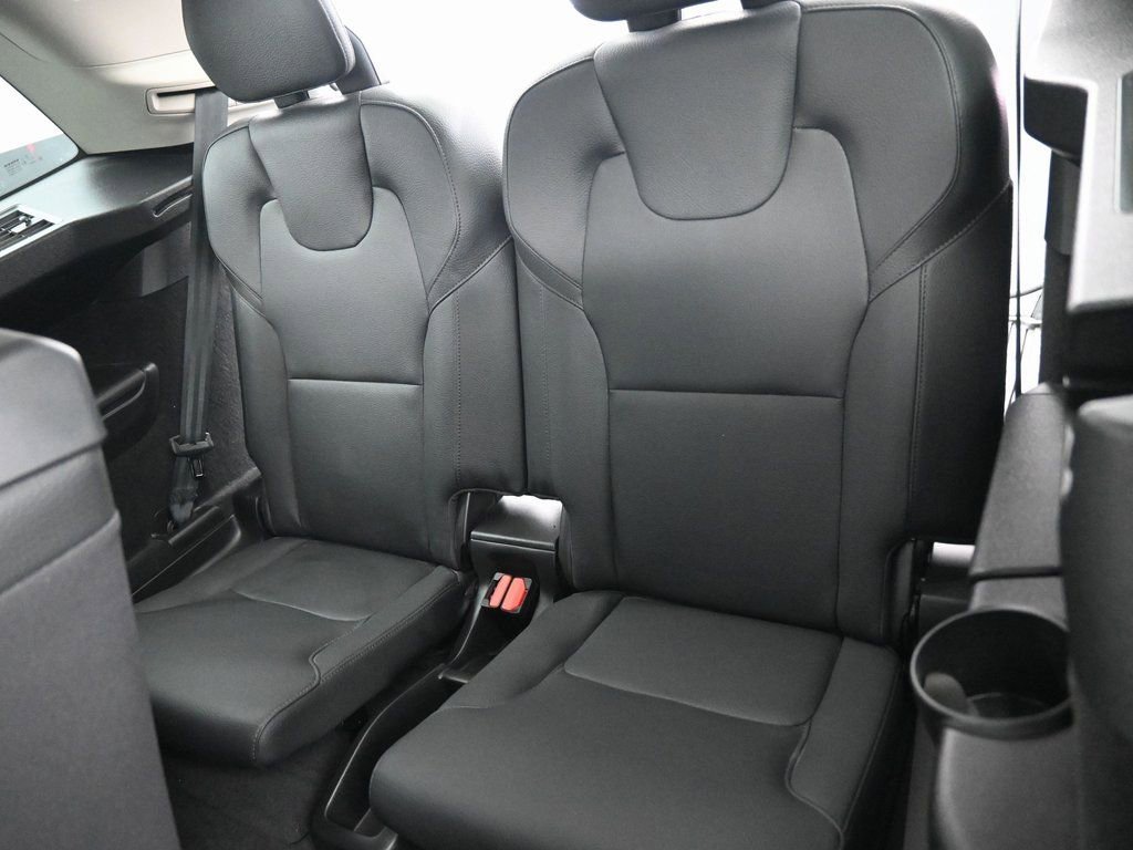 Used 2024 Volvo XC90 B6 Plus w/ Protection Package Premier image 31