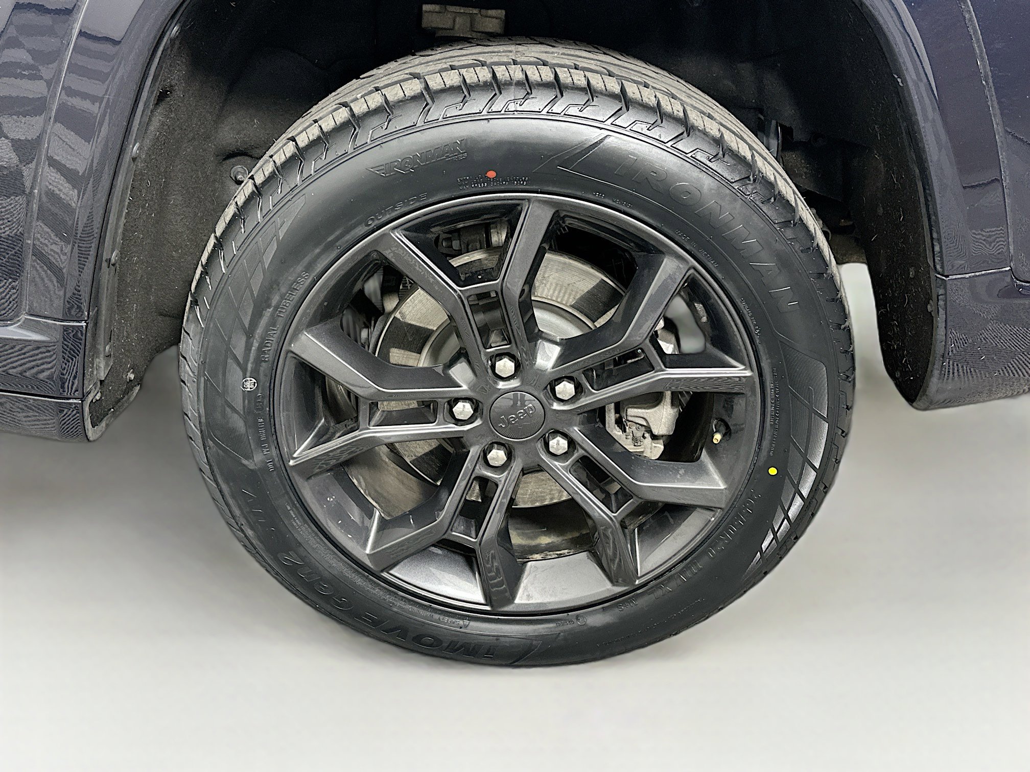 Used 2023 Jeep Grand Cherokee 30th Anniversary image 11