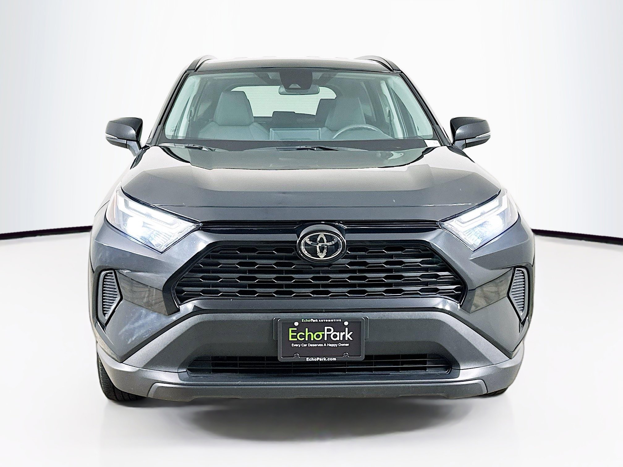 Used 2024 Toyota RAV4 XLE image 2