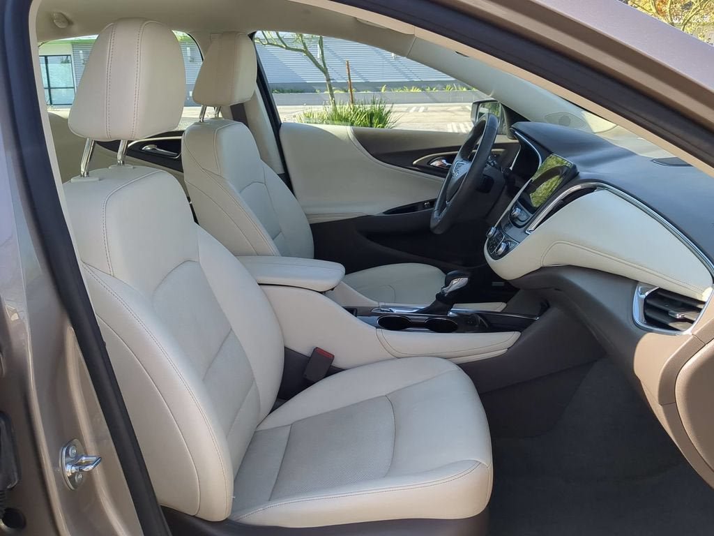 Used 2024 Chevrolet Malibu LT FWD image 31