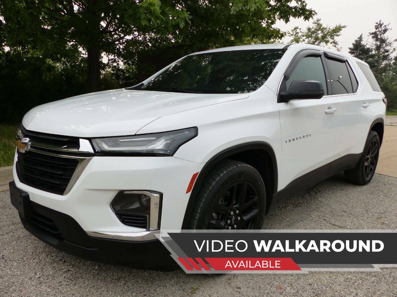 Used 2022 Chevrolet Traverse LS AWD/4WD image 1