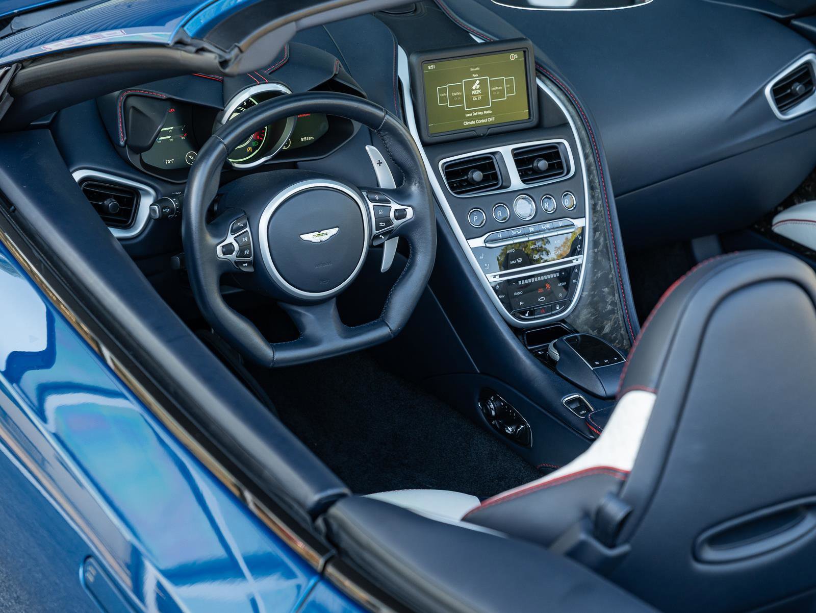 Used 2022 Aston Martin DBS Superleggera Volante image 20