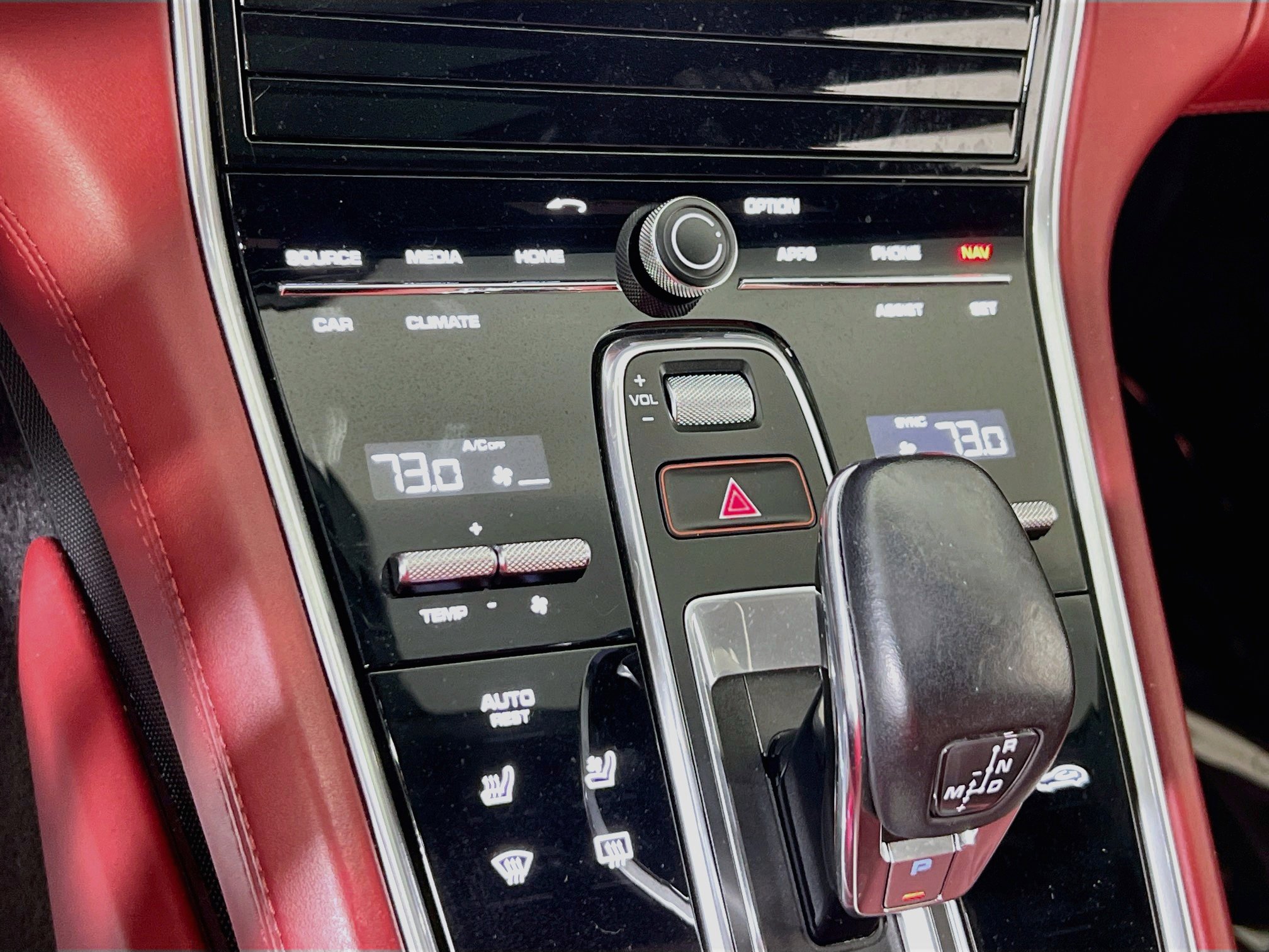 Used 2020 Porsche Panamera GTS image 16