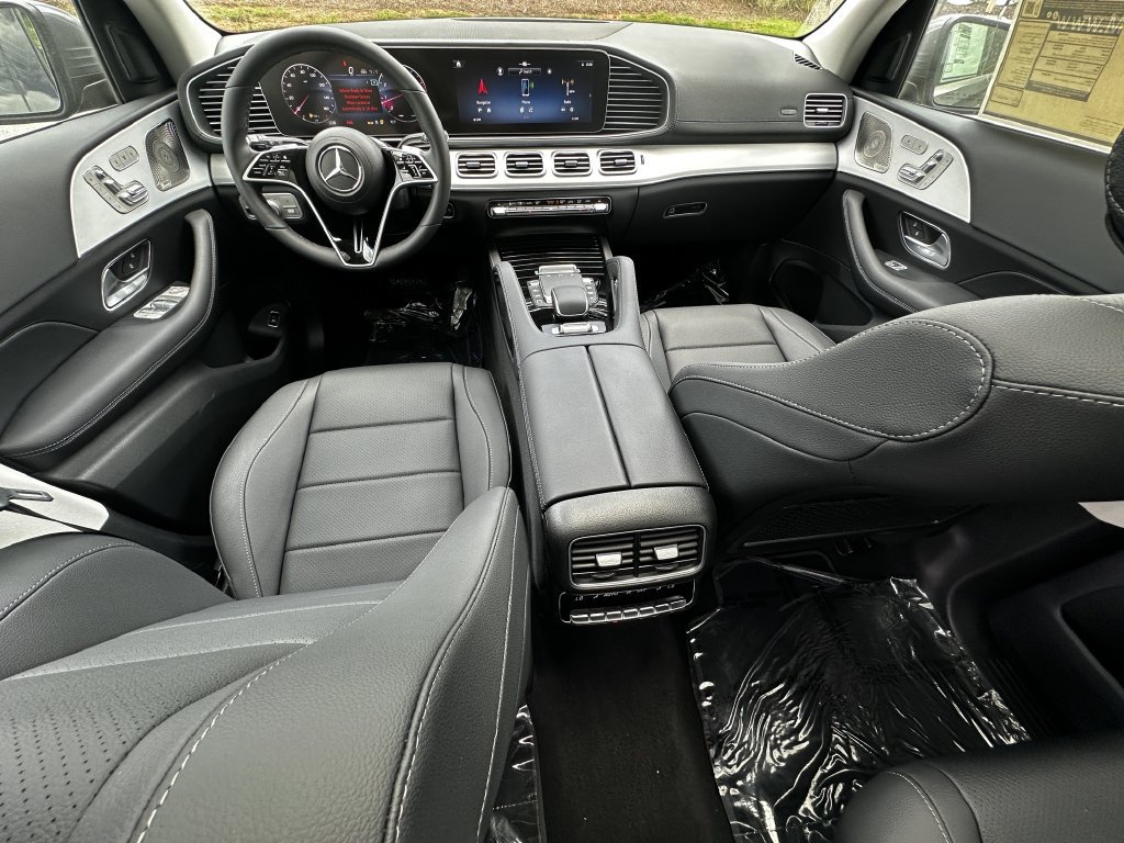 New 2026 Mercedes-Benz GLS 450 4MATIC image 27