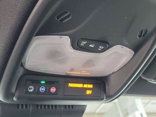 Certified 2024 Chevrolet Colorado W/T image 17