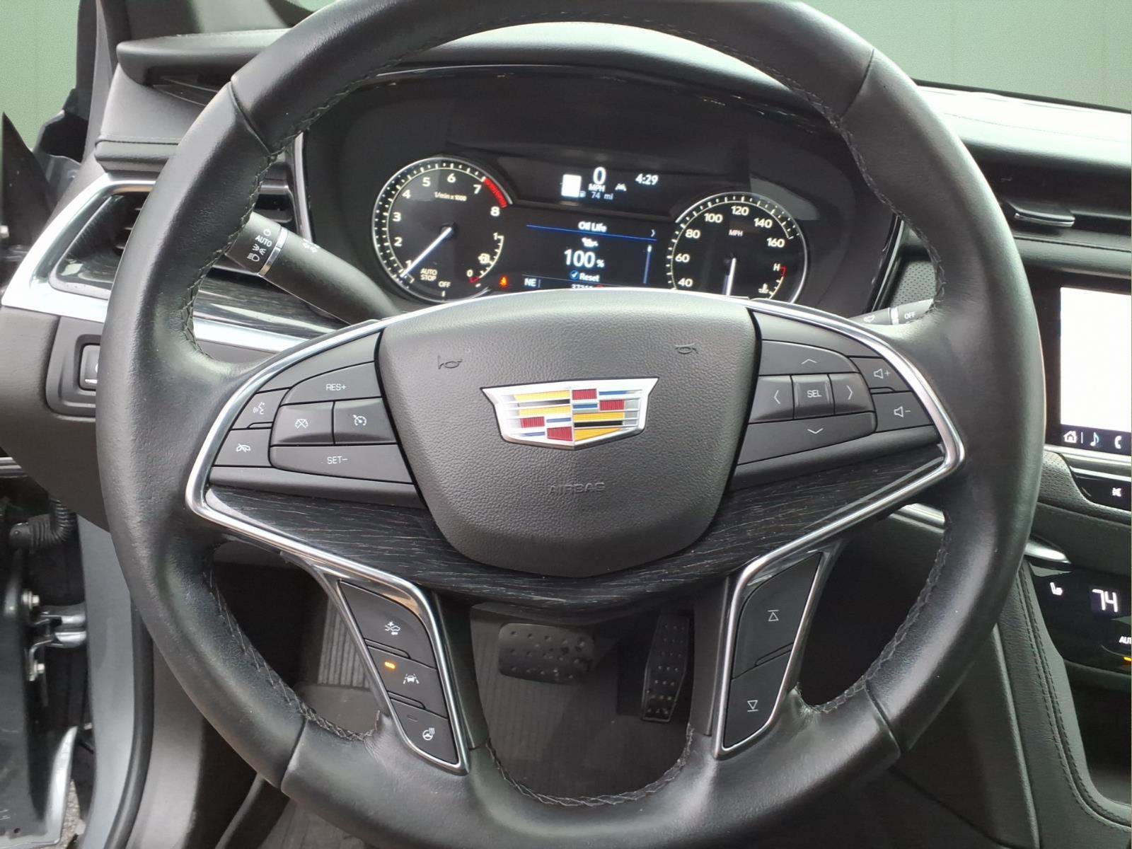 Used 2020 Cadillac XT5 Premium Luxury image 22