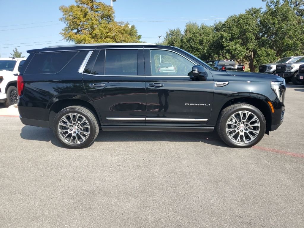 New 2026 GMC Yukon Denali w/ Denali Reserve Package image 11