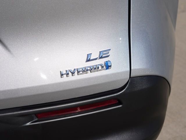 Certified 2024 Toyota Sienna LE image 10