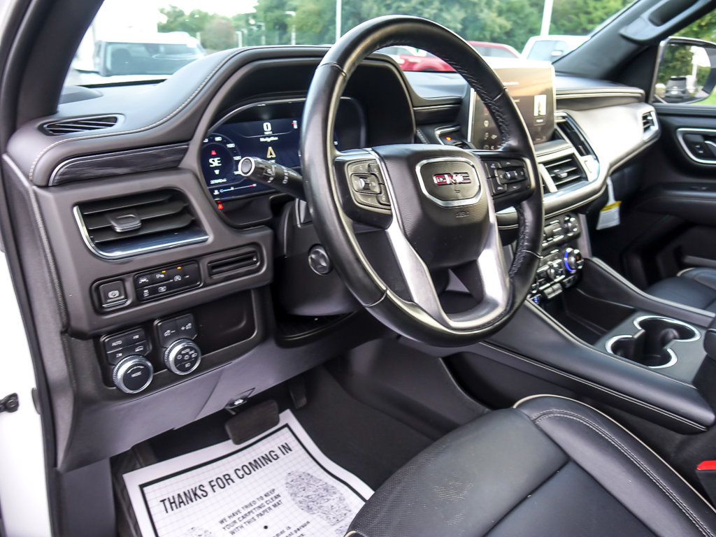 Used 2023 GMC Yukon SLT w/ SLT Luxury Package AWD/4WD image 13