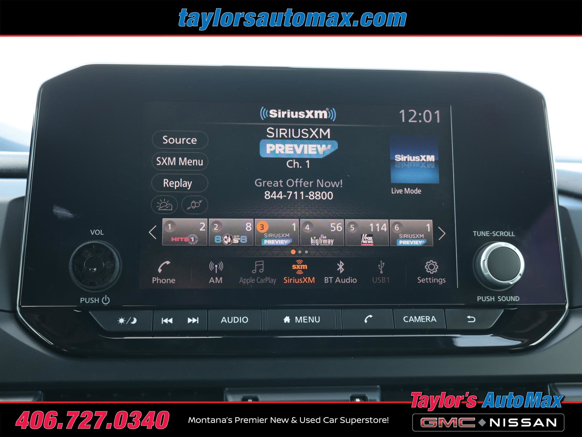Used 2024 Nissan Pathfinder S image 13