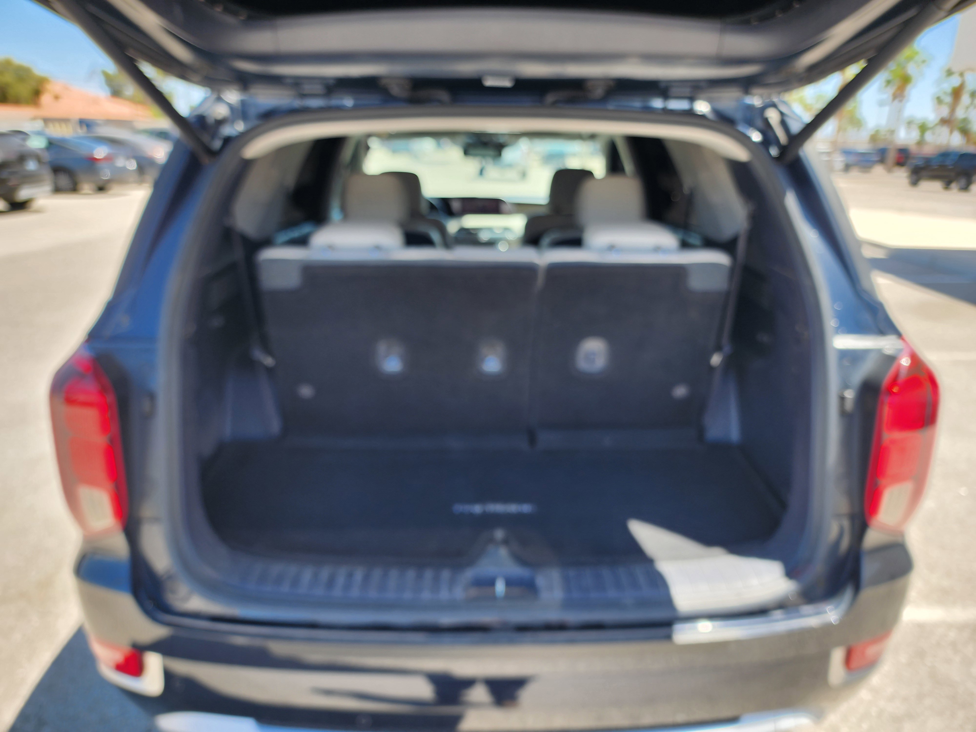 Used 2022 Hyundai Palisade Limited w/ Cargo Package FWD image 20