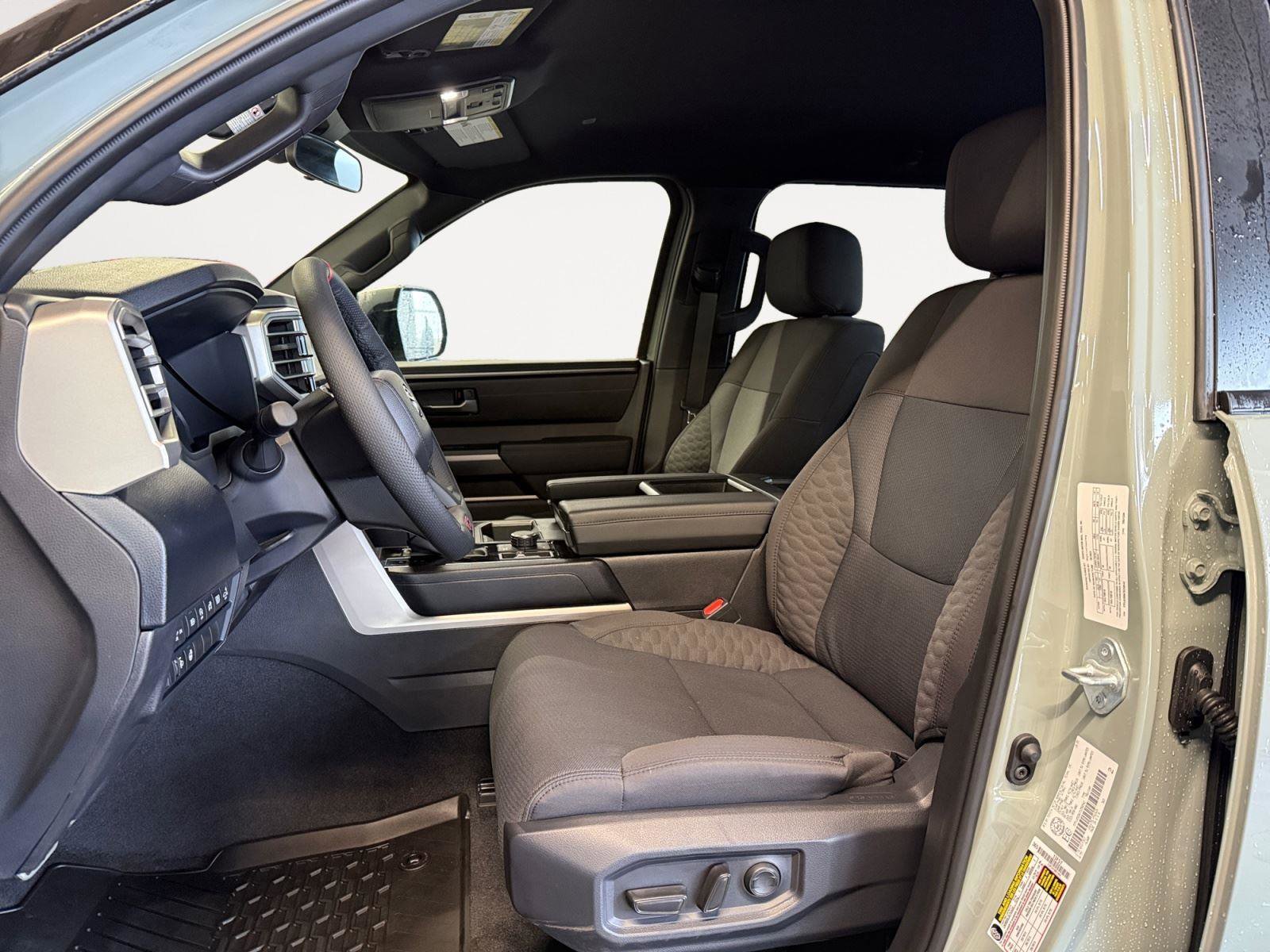 Used 2026 Toyota Tundra SR5 AWD/4WD image 10