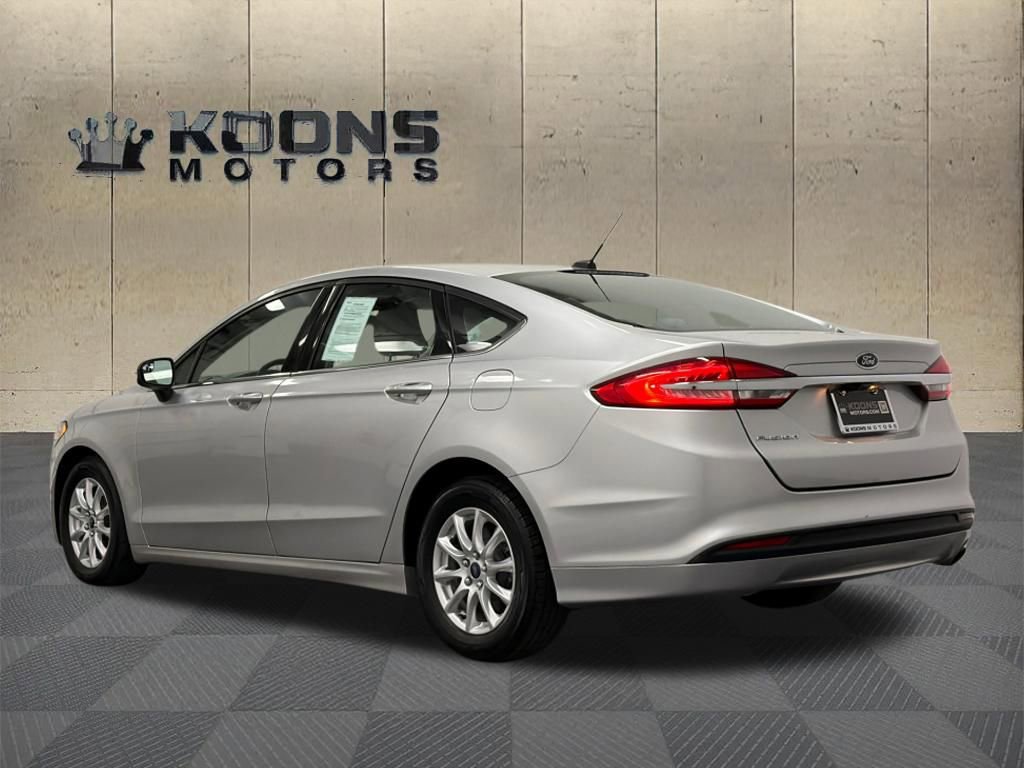 Used 2018 Ford Fusion S image 6