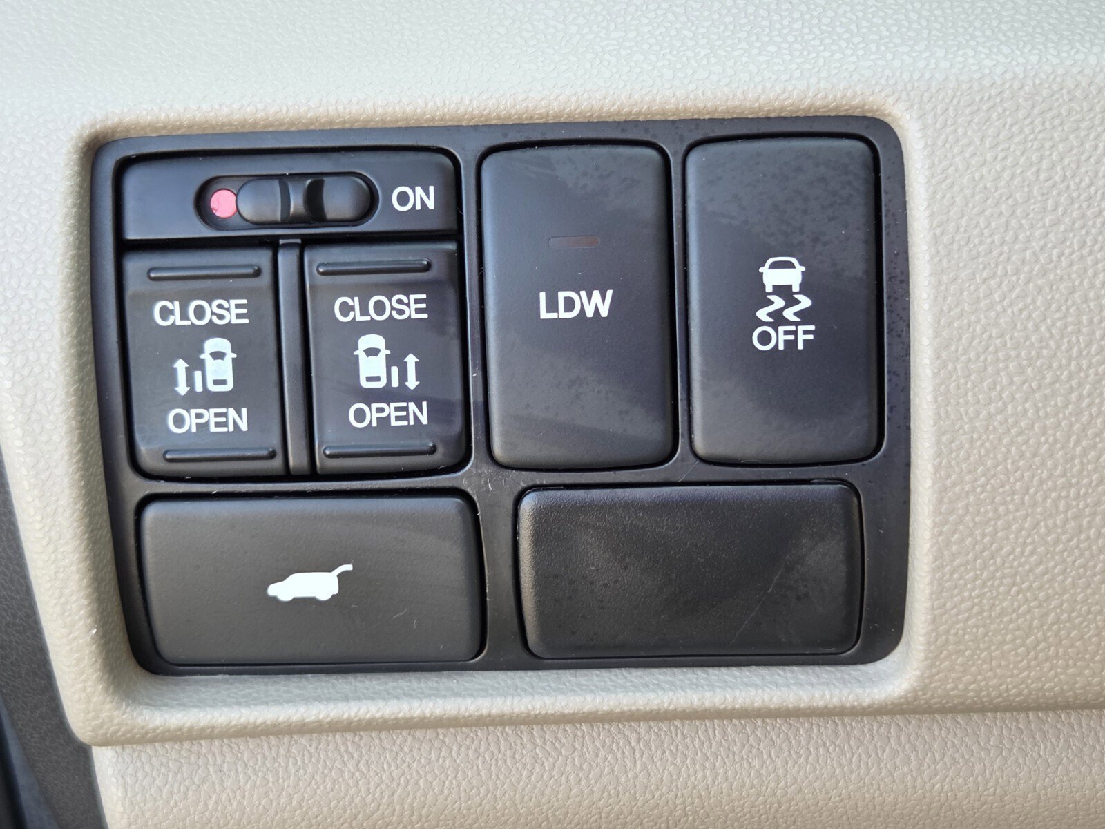 Used 2014 Honda Odyssey EX-L image 28