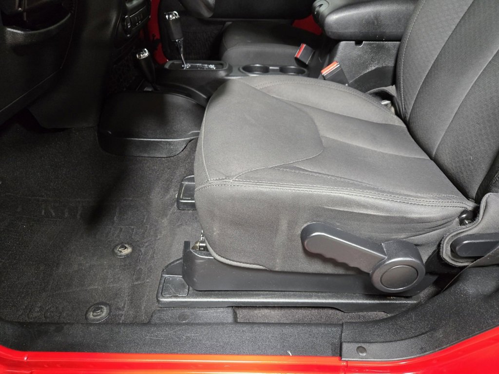 Used 2018 Jeep Wrangler Willys Wheeler image 9