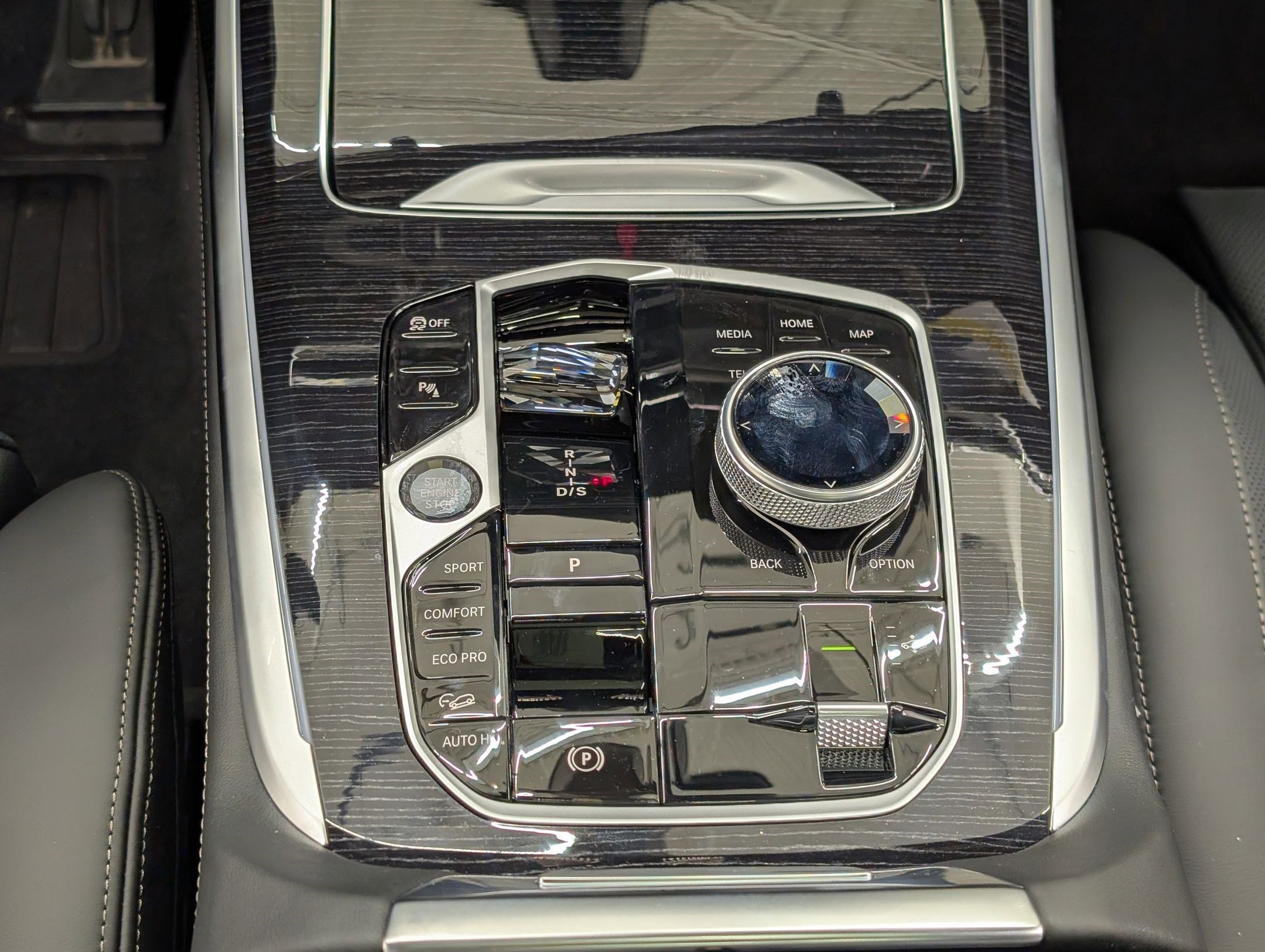 New 2026 BMW X7 xDrive40i w/ Executive Package image 27