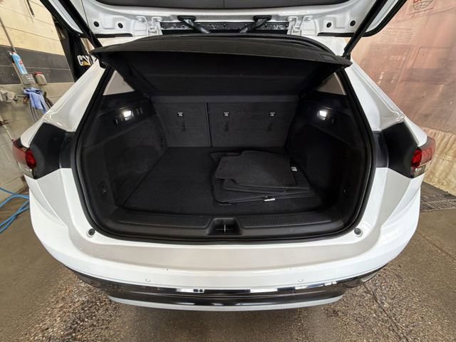 Certified 2023 Buick Envision Essence w/ Sport Touring Package image 25