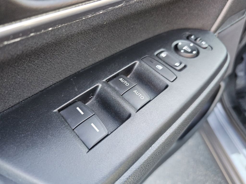 Used 2018 Honda CR-V EX image 29