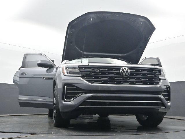 Used 2024 Volkswagen Atlas Cross Sport SEL Premium R-Line AWD/4WD image 56