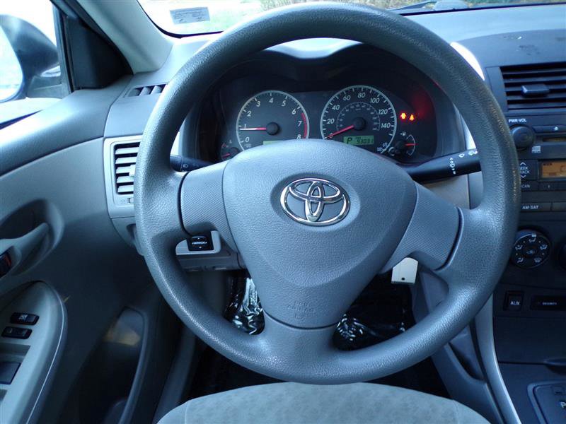 Used 2009 Toyota Corolla LE FWD image 30