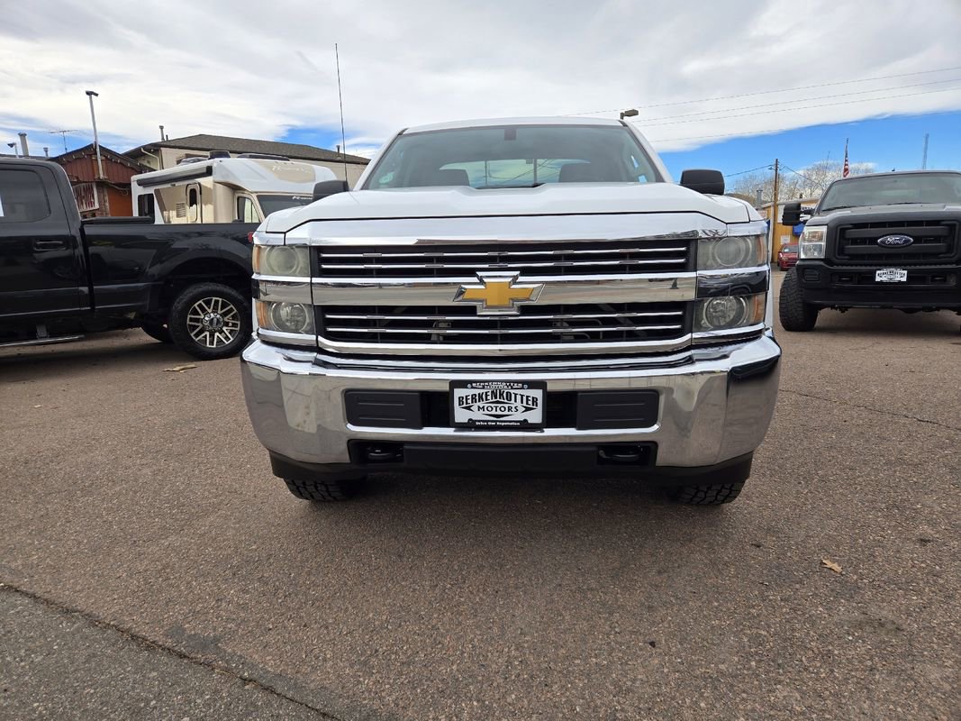 Used 2015 Chevrolet Silverado 2500 W/T image 2