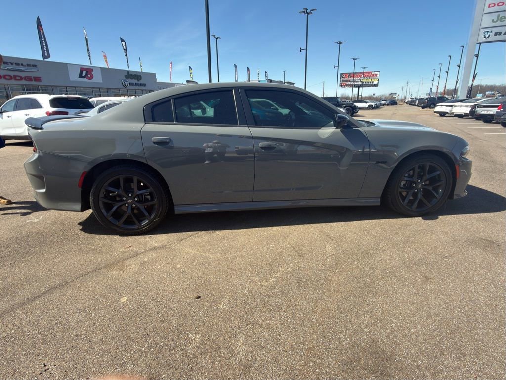 Used 2023 Dodge Charger R/T w/ Blacktop Package RWD image 20