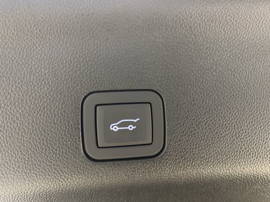 New 2026 Chevrolet Suburban Premier w/ Sun And Tow Package image 24