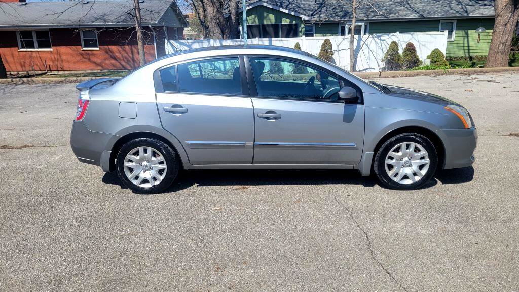 Used 2011 Nissan Sentra 2.0 S image 2
