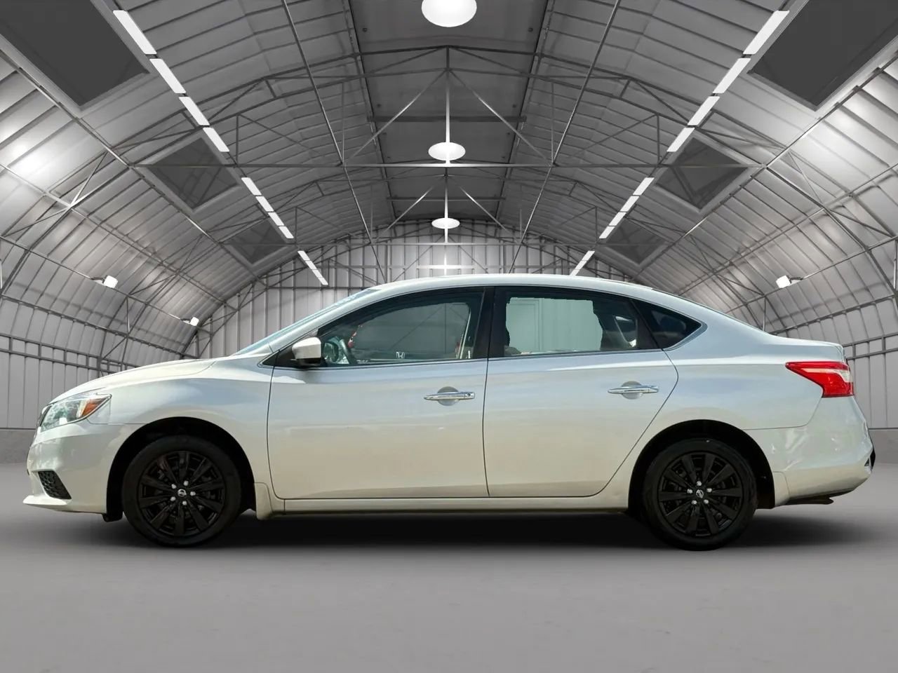 Used 2017 Nissan Sentra S image 4