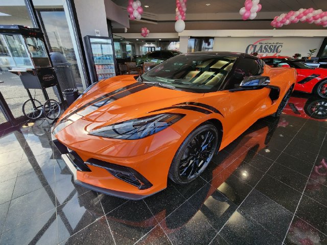 Used 2023 Chevrolet Corvette Stingray Premium Conv w/ Z51 Performance Package RWD image 9