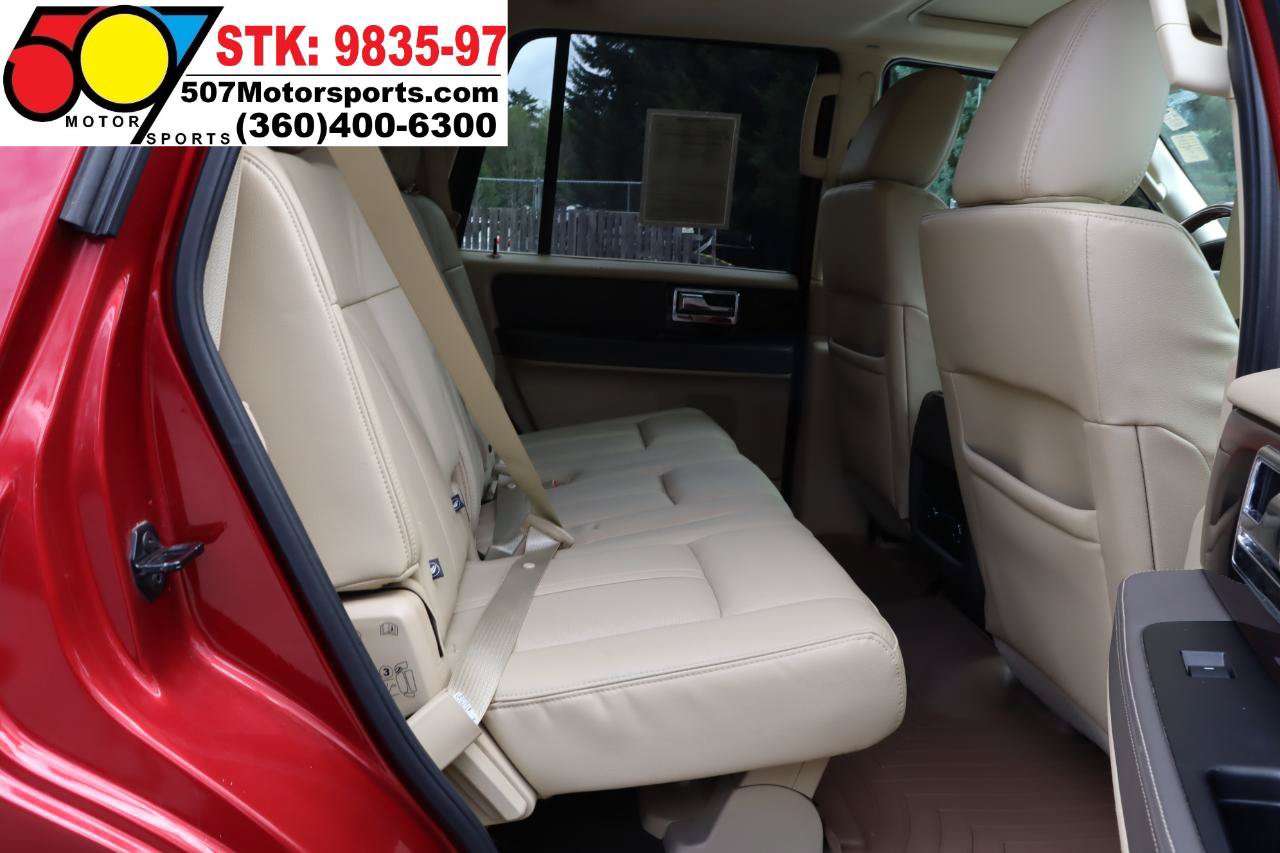 Used 2015 Lincoln Navigator 4WD w/ Equipment Group 101A Reserve image 20