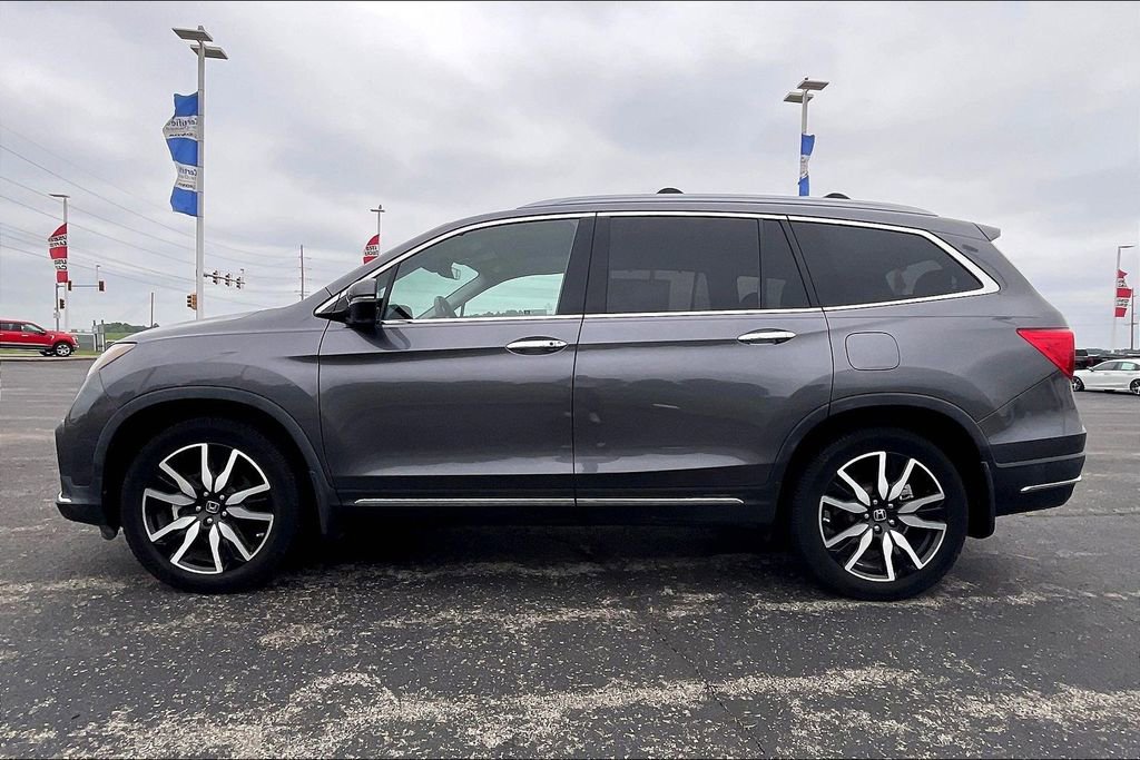 Certified 2021 Honda Pilot Touring image 3