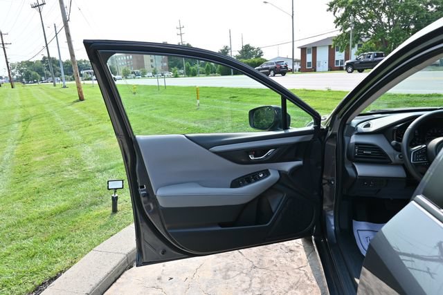 Used 2025 Subaru Legacy Premium AWD/4WD image 26
