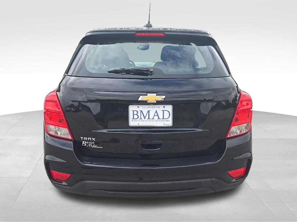 Used 2020 Chevrolet Trax LS FWD image 12