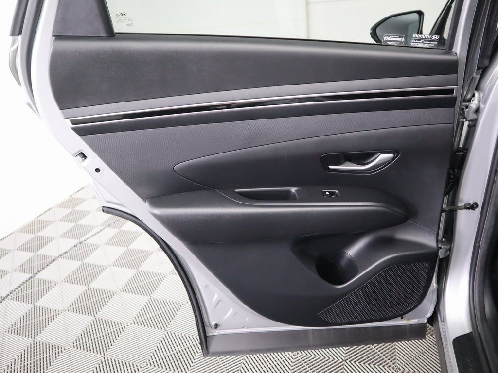 Used 2022 Hyundai Tucson SEL w/ Winter Package image 26