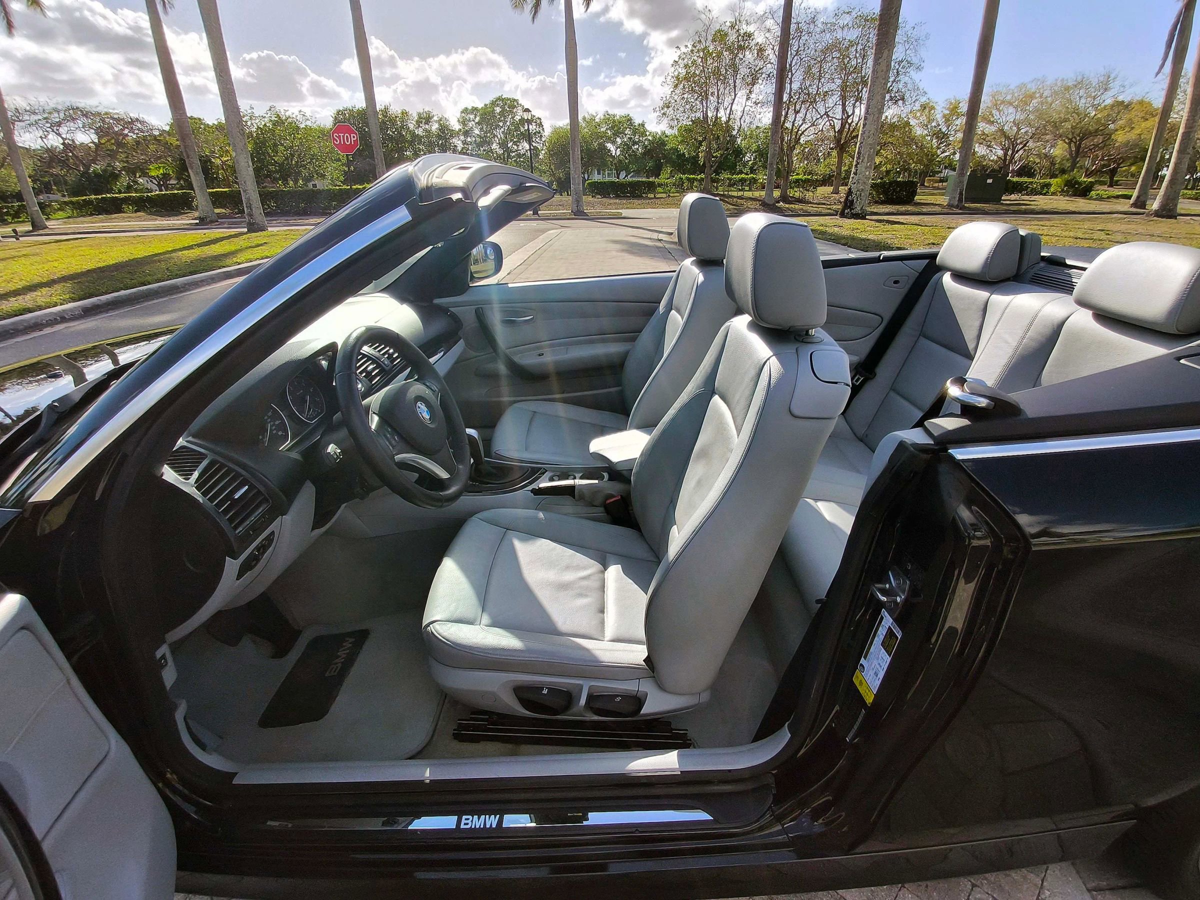 Used 2011 BMW 128i 128i Convertible 2D image 25