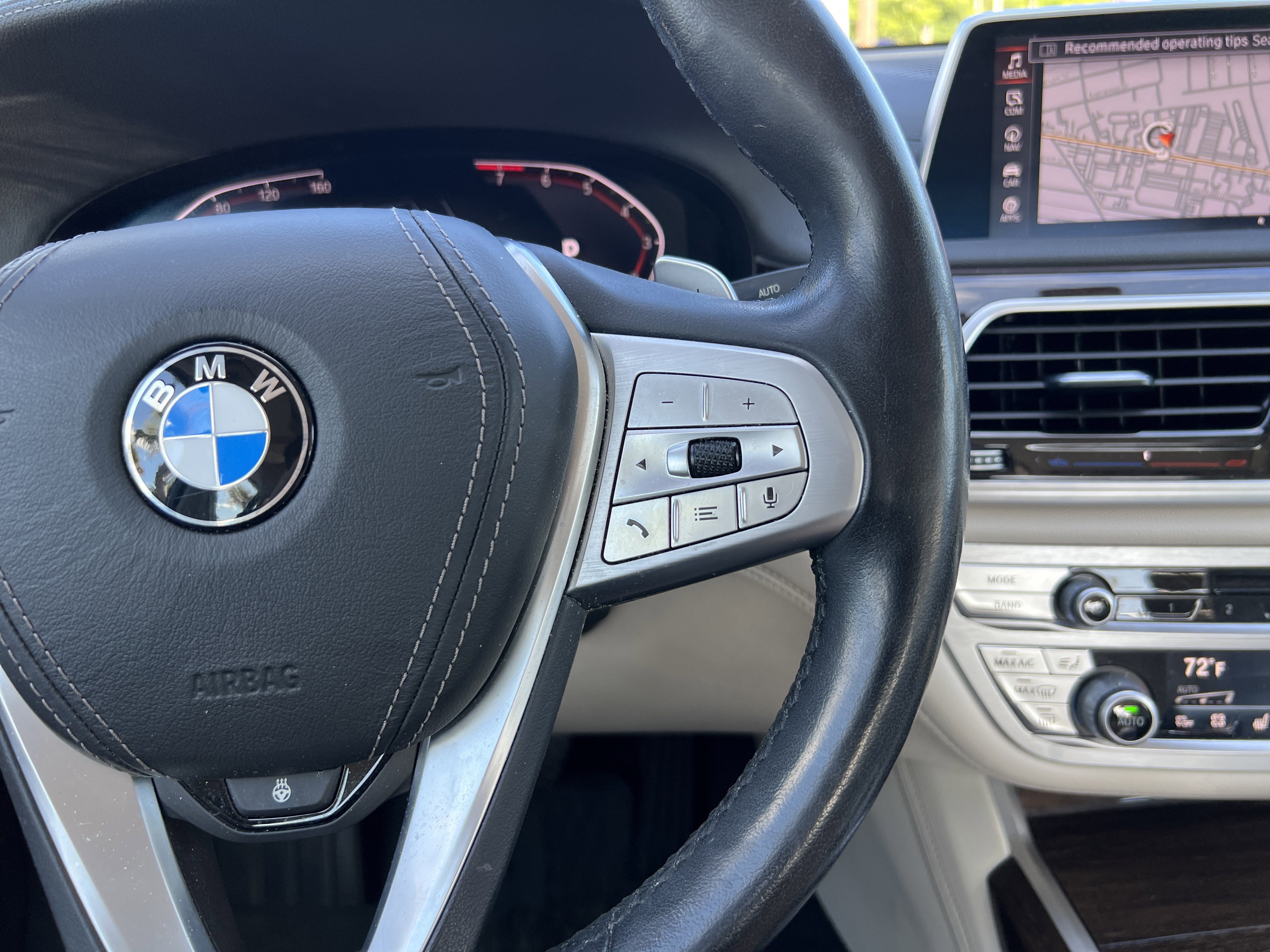 Used 2020 BMW 740i w/ Premium Package RWD image 20