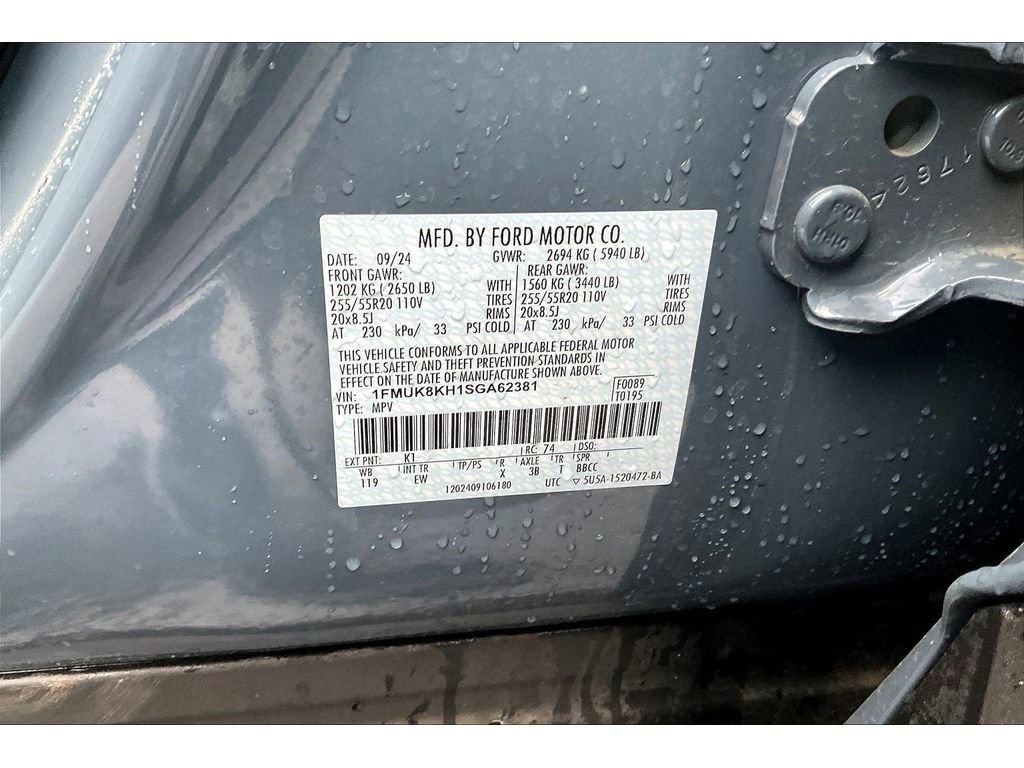 Used 2025 Ford Explorer ST-Line image 33