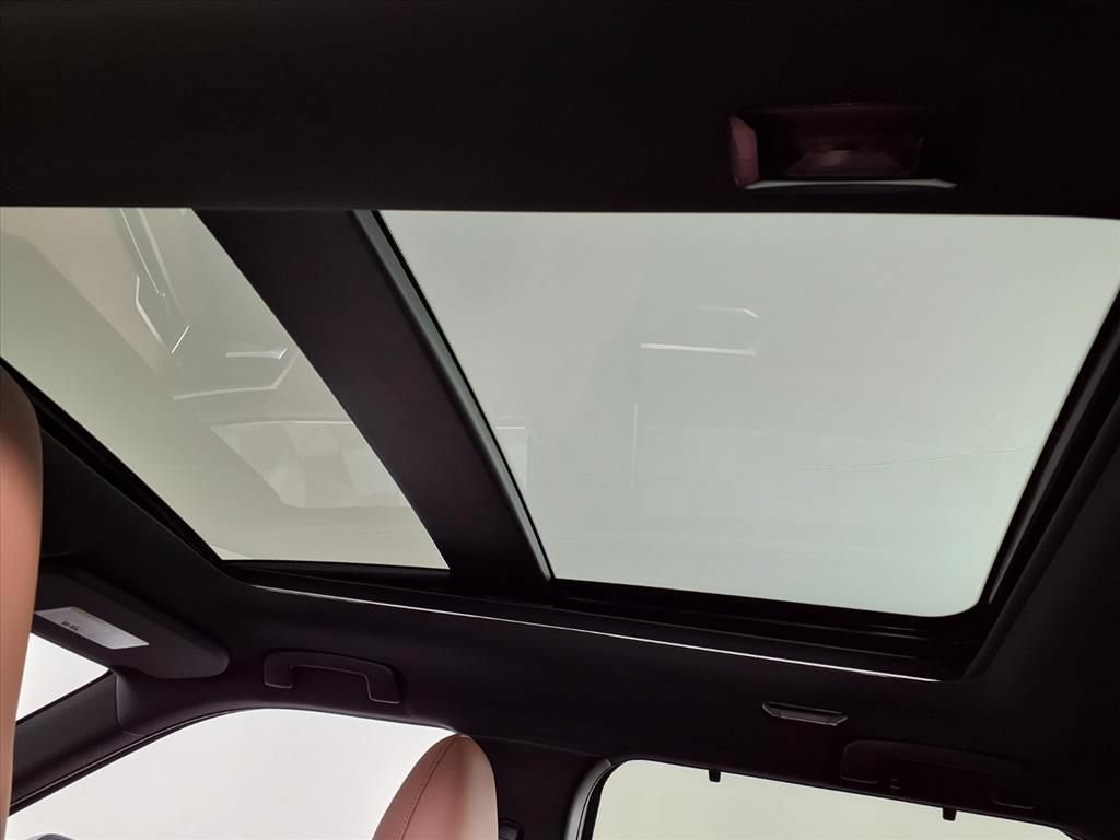 New 2026 Mitsubishi Outlander SEL FWD image 14