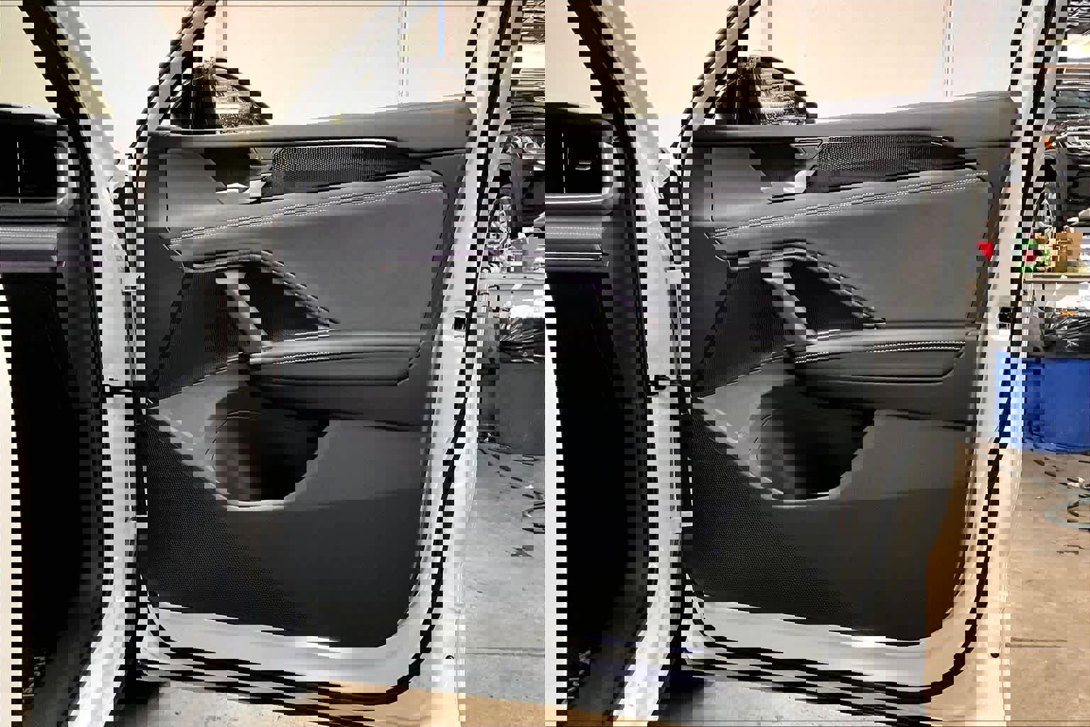 New 2026 Volkswagen Tiguan SE R-Line image 30