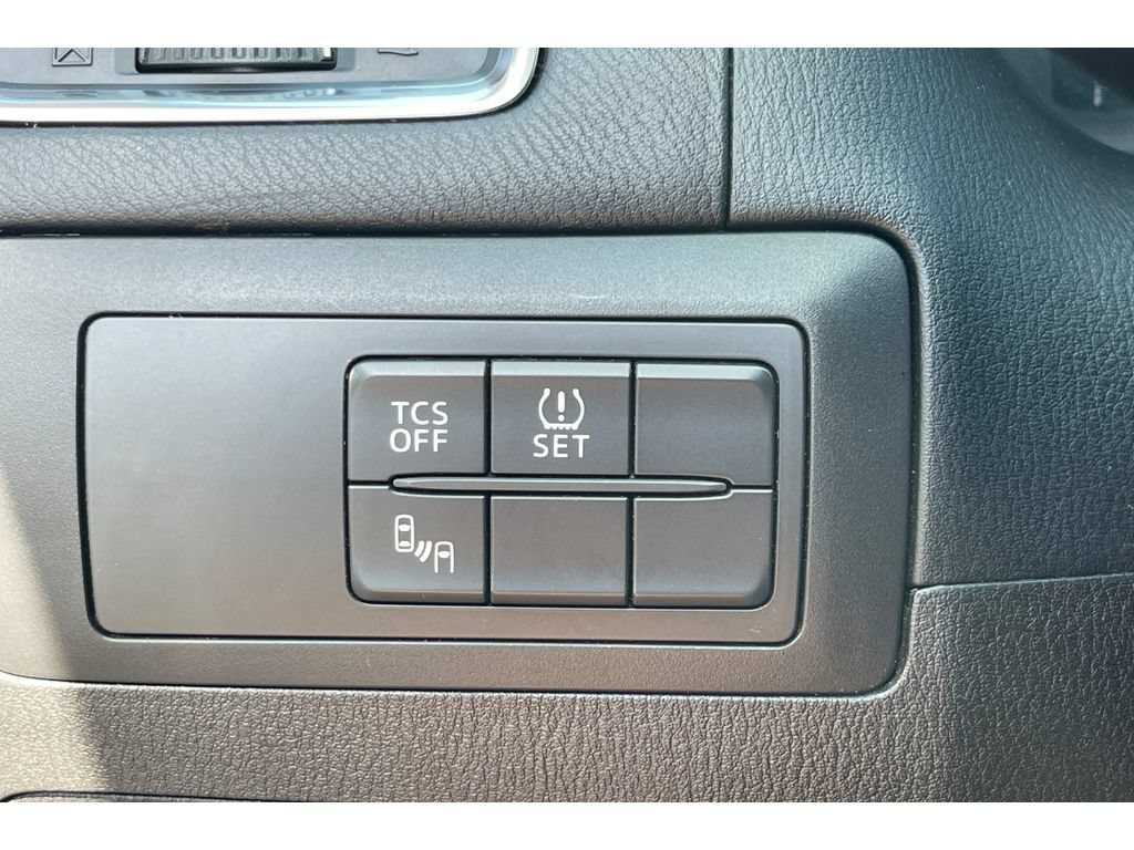 Used 2016 MAZDA CX-5 Touring w/ Bose/Moonroof Package FWD image 41