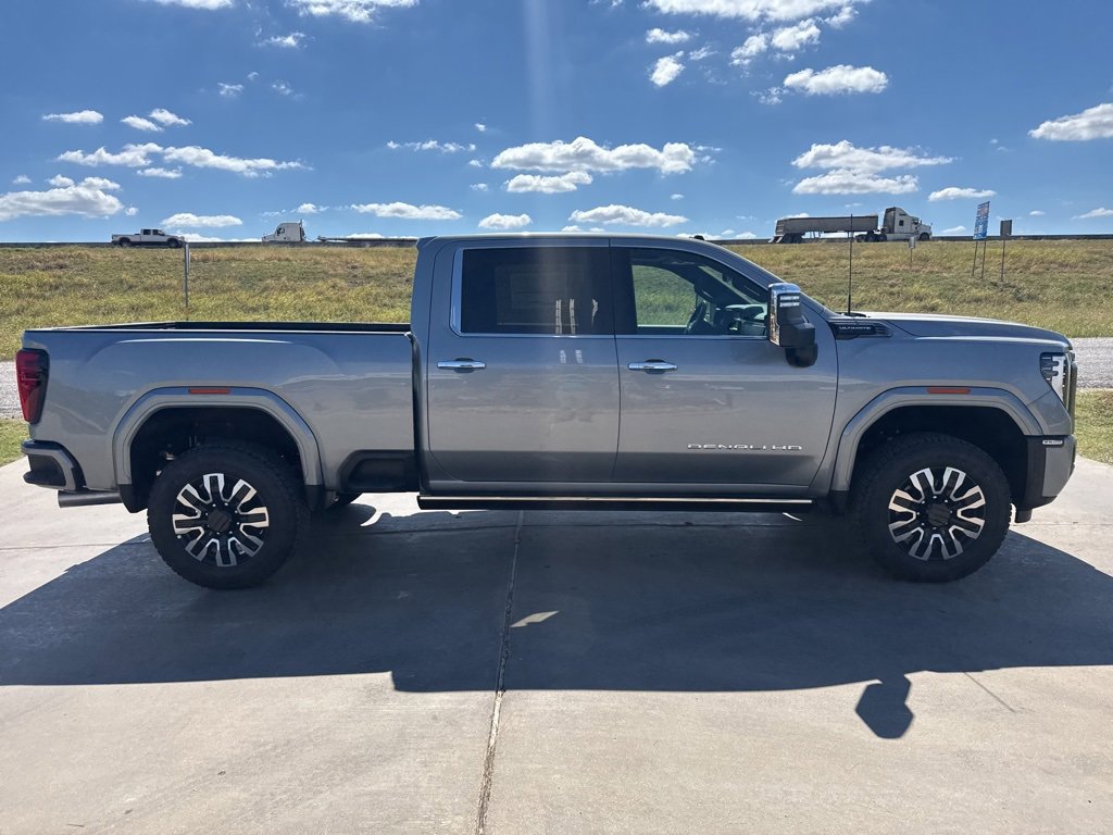 New 2026 GMC Sierra 2500 Denali Ultimate w/ Max Trailering Package image 3