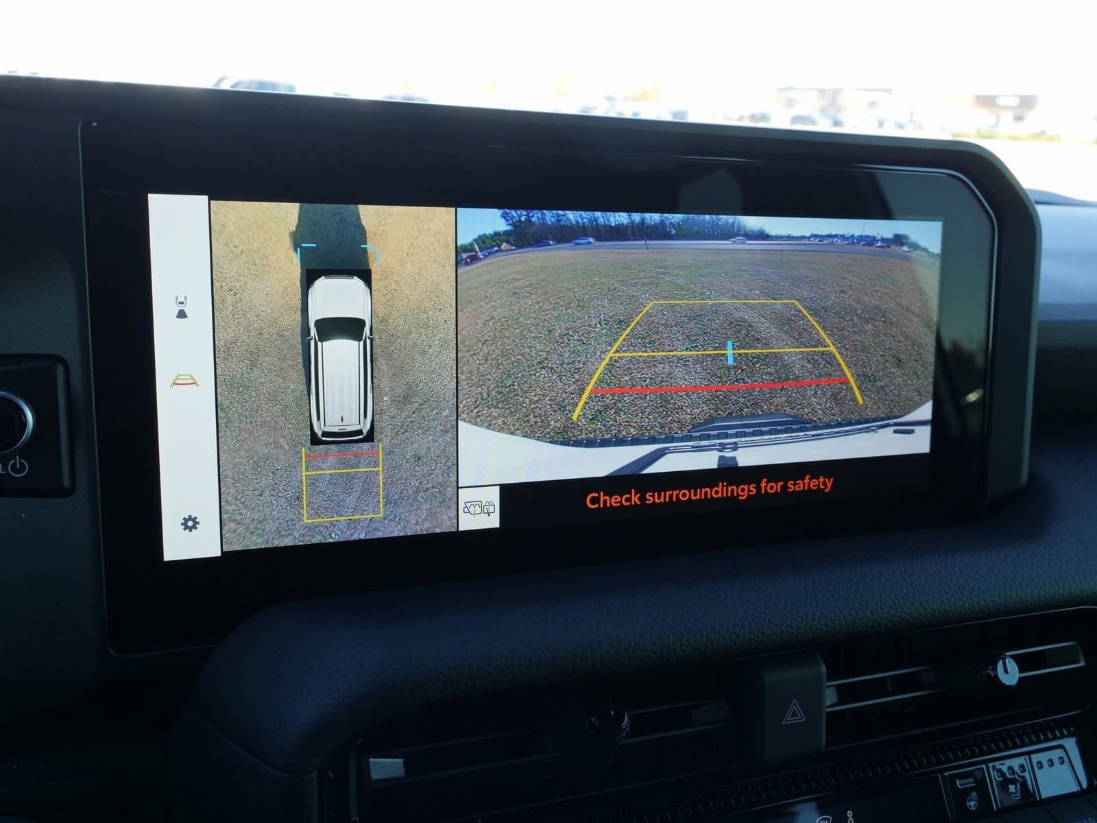 Used 2025 Toyota Land Cruiser image 27