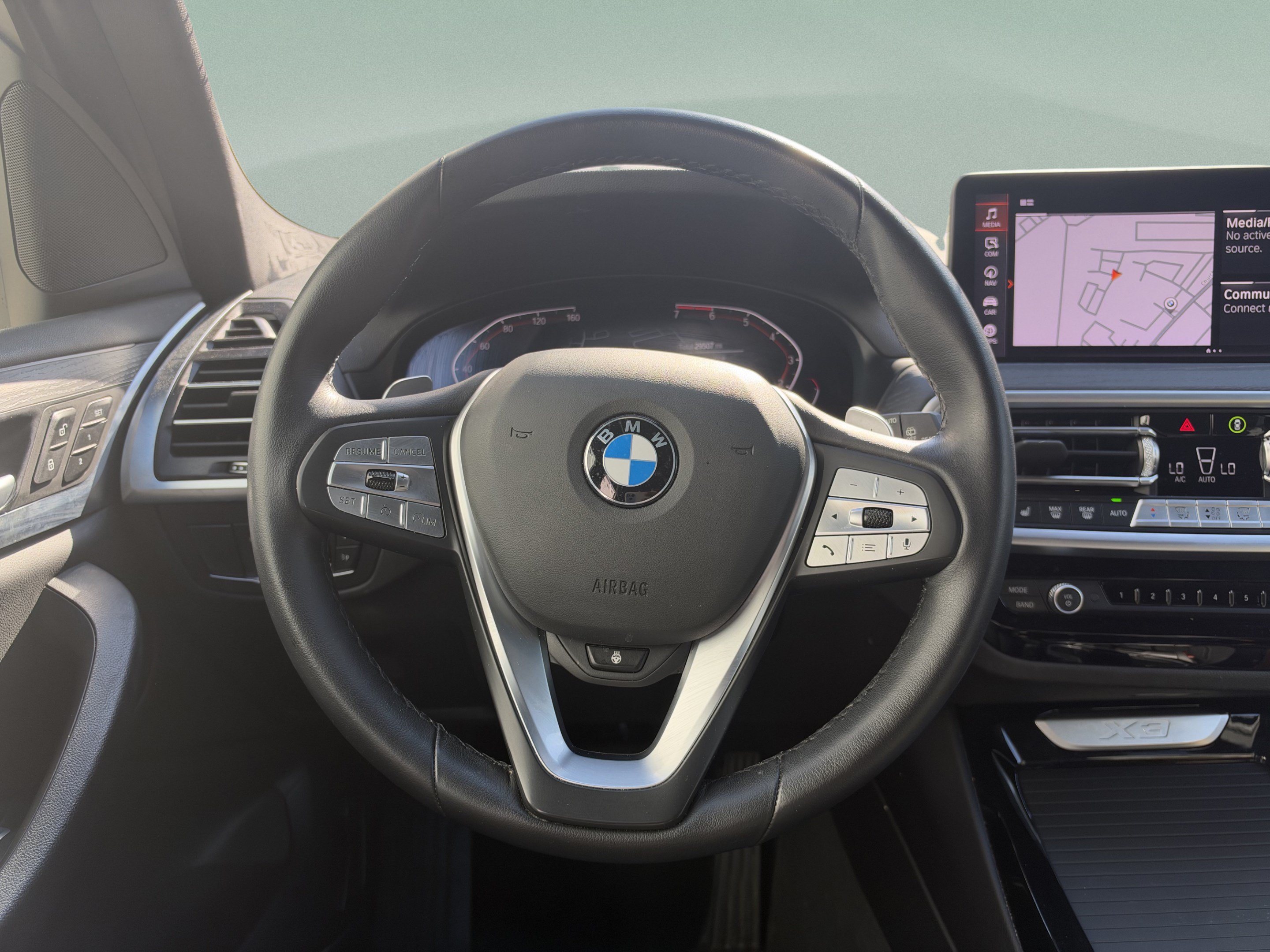 Used 2023 BMW X3 xDrive30i w/ Premium Package AWD/4WD image 8